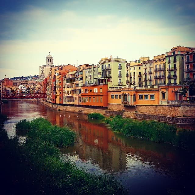 Girona with kids