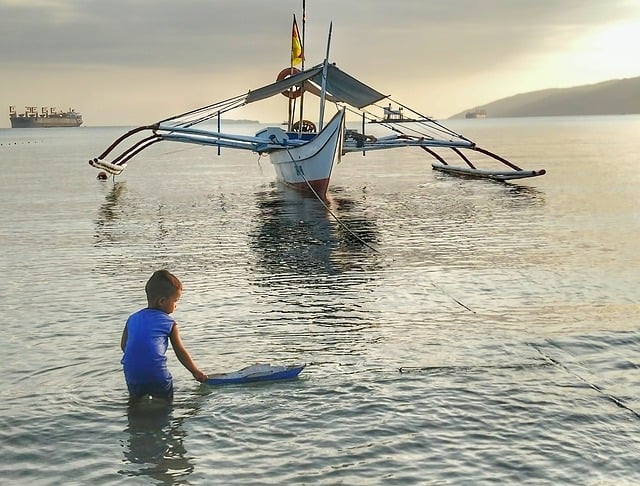 subic with kids